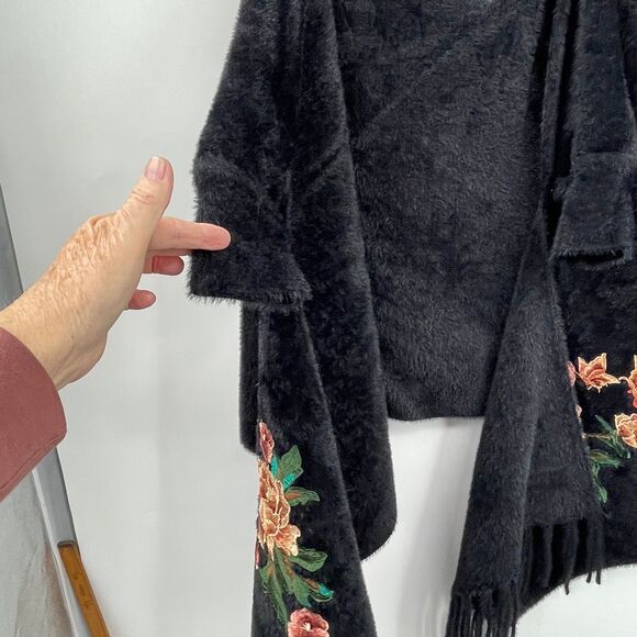 Black Fringed Embroidered Floral Open Cardigan Kimono Sweater One Size - Picture 2 of 4